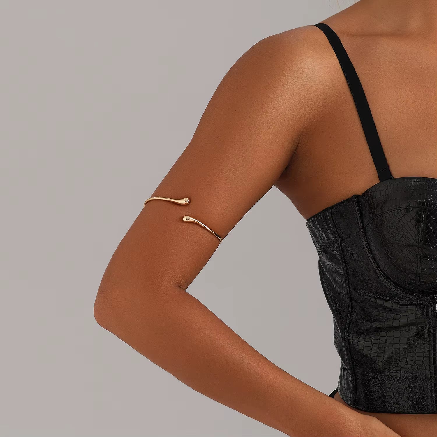 Stainless Steel Water Drop Shape Upper Arm Bracelet for Women Trendy Geometric Adjustable Bangles Vintage Simple Jewelry Gifts