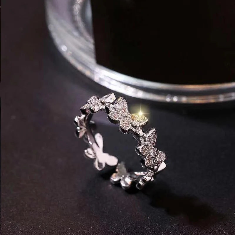 Fashion Silver Color Dancing Moving Butterfly Rings Dainty Insect Minimalist Rings for Women French Jewlery 2022 Trend Anillos