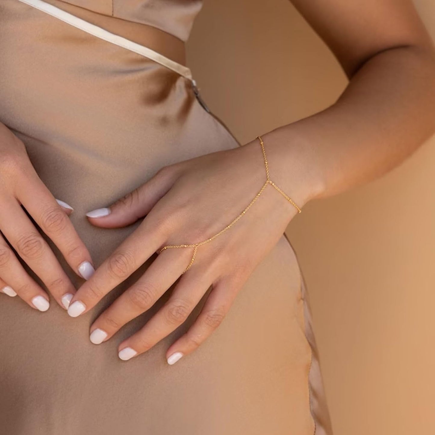 Hand Chain Bracelet Gold Bracelets Fing Ring Silver Rhinestone Chain Hand Jewelry Gifts for Women Trendy Stuffers